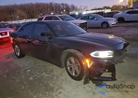 2019 Dodge Charger Sxt z USA, uszkodzony, nr VIN 2C3CDXBG0KH692204